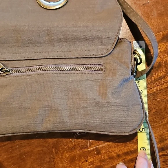 Baggallini Crossbody Purse - Picture 7 of 7